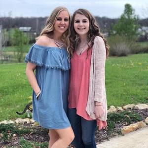 Meet your Posher, Nicole